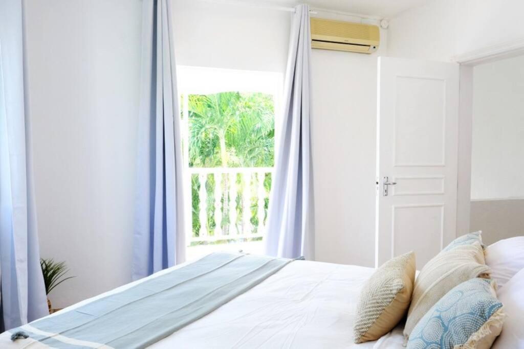 Tamarin River Villa Exterior photo